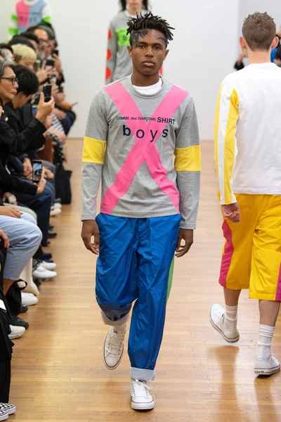 Look 13